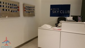 Delta Sky Club Atlanta F International Terminal SkyDeck review RenesPoints blog (32)