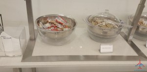 Food Choices Delta Sky Club NYC New York T4 Renes Points blog review (10)