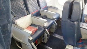 leg room front row comfort plus delta 757-200 renespoints blog