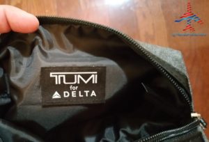 Delta Tumi Delta One Amenity Kit Review Black and Gray RenesPoints blog (7)