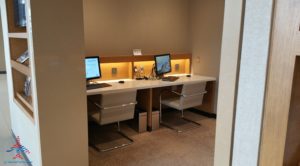 Review American Airlines Admirals Club ORD T3 near G gates RenesPoints blog review (9)