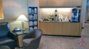 American Airlines Admirals Club YYZ Toronto Canada Terminal 3 Concourse A RenesPoints blog review (12)