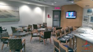 American Airlines Admirals Club YYZ Toronto Canada Terminal 3 Concourse A RenesPoints blog review (15)