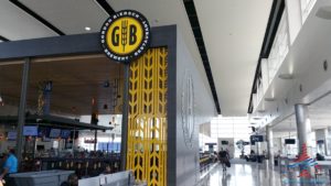 nice things to eat and do and sit in DTW Detroit Delta airport RenesPoints blog (2)