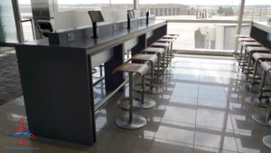 nice things to eat and do and sit in DTW Detroit Delta airport RenesPoints blog (4)