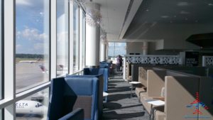 New Delta Sky Club ATL Atlanta Airport B concorse RenesPoints blog reveiw (15)