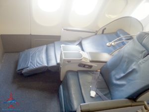 old delta sleeper business class seat