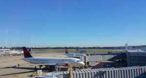 review-delta-air-lines-sky-club-dca-ronald-reagan-washington-national-airport-renespoints-travel-blog-21