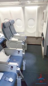 best-seats-in-coach-and-comfort-plus-delta-a330-200-renespoints-blog-review-5