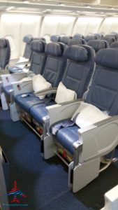 best-seats-in-coach-and-comfort-plus-delta-a330-200-renespoints-blog-review-8