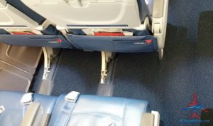 best-seats-in-coach-and-comfort-plus-delta-a330-200-renespoints-blog-review-9