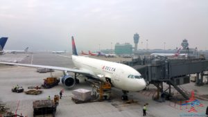 delta-hong-kong-to-seattle-delta-one-business-class-chinese-meal-review-renepoints-blog-1