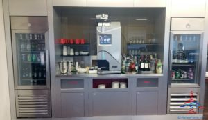 review-air-france-priority-pass-lounge-iah-houston-texas-renespoints-travel-blog-11
