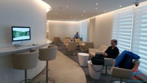 skyteam-delta-lounge-hkg-hong-kong-international-airport-review-renespoints-travel-blog-19
