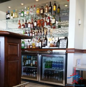 the-club-at-phx-review-phoenix-sky-harbor-international-airport-renespoints-travel-blog-10