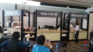 plaza premium priority pass lounge hong kong hkg airport renespoints blog review (18)