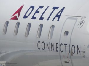 Delta Connection high rez photo RenesPoints