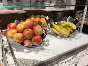 Bananas and apples are seen at the breakfast buffet inside the Delta Sky Club Austin airport lounge at Austin-Bergstrom International Airport (AUS) in Austin, Texas. Photo © Chris Carley / PointsLounge